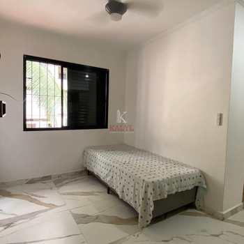 Sobrado em Praia Grande, bairro Guilhermina
