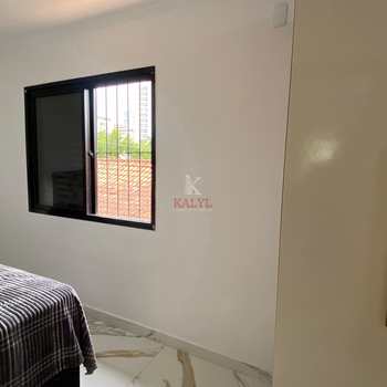 Sobrado em Praia Grande, bairro Guilhermina