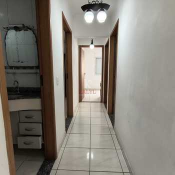 Apartamento em Praia Grande, bairro Tupi