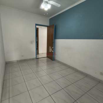 Apartamento em Praia Grande, bairro Tupi