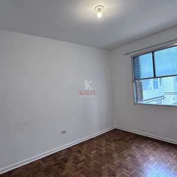 Apartamento em Praia Grande, bairro Guilhermina