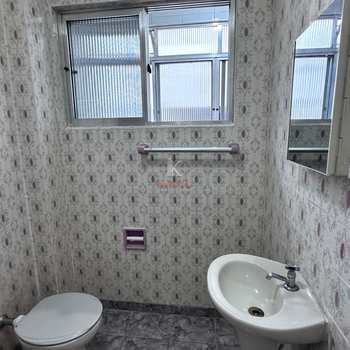 Apartamento em Praia Grande, bairro Guilhermina