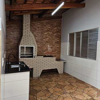 Casa em Praia Grande, bairro Caiçara