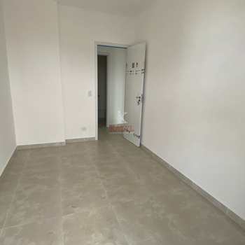 Apartamento em Praia Grande, bairro Caiçara