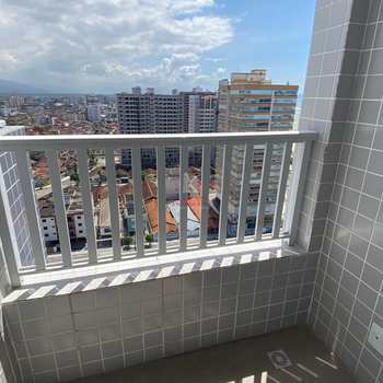 Apartamento em Praia Grande, bairro Caiçara