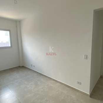 Apartamento em Praia Grande, bairro Caiçara
