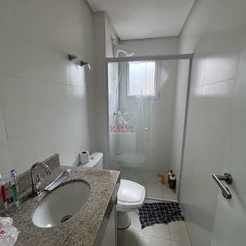 Apartamento em Praia Grande, bairro Boqueirão