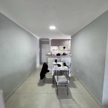 Apartamento em Praia Grande, bairro Boqueirão