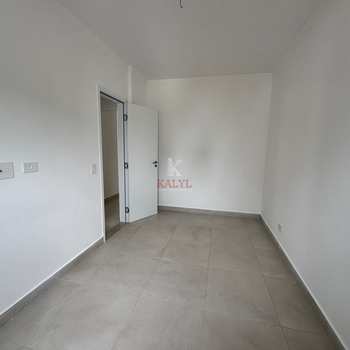 Apartamento em Praia Grande, bairro Canto do Forte