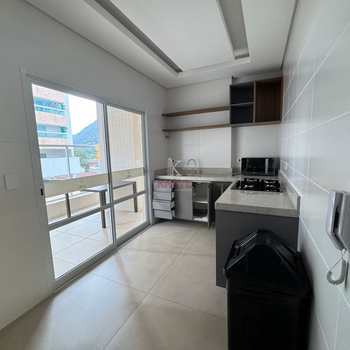 Apartamento em Praia Grande, bairro Canto do Forte
