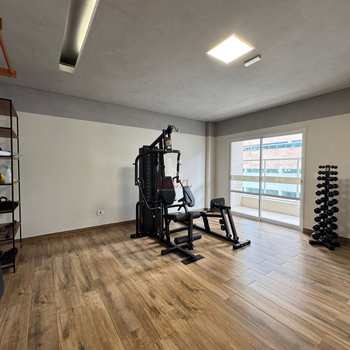 Apartamento em Praia Grande, bairro Canto do Forte