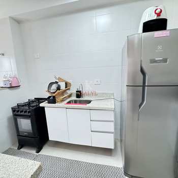 Apartamento em Praia Grande, bairro Canto do Forte