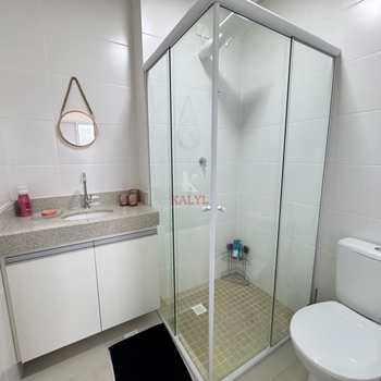 Apartamento em Praia Grande, bairro Canto do Forte