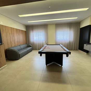 Apartamento em Praia Grande, bairro Canto do Forte