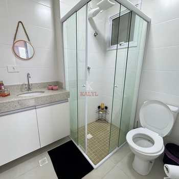 Apartamento em Praia Grande, bairro Canto do Forte