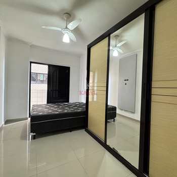 Apartamento em Praia Grande, bairro Tupi