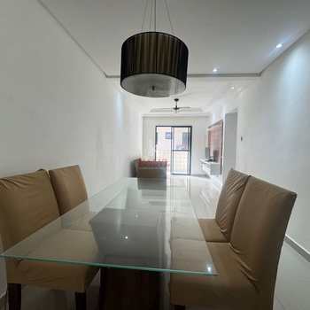 Apartamento em Praia Grande, bairro Tupi