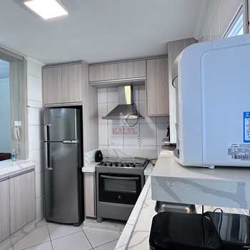Apartamento em Praia Grande, bairro Guilhermina