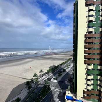 Apartamento em Praia Grande, bairro Guilhermina