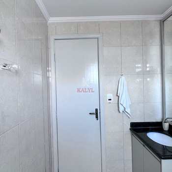 Apartamento em Praia Grande, bairro Guilhermina