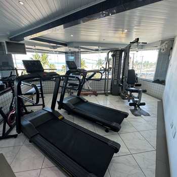 Apartamento em Praia Grande, bairro Guilhermina