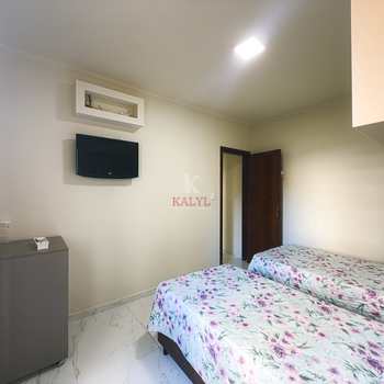 Apartamento em Praia Grande, bairro Canto do Forte