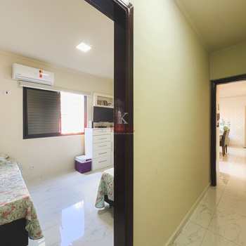 Apartamento em Praia Grande, bairro Canto do Forte