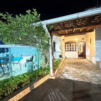 Casa de Condomínio em Praia Grande, bairro Canto do Forte