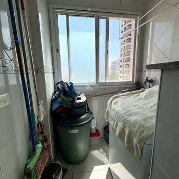 Apartamento em Praia Grande, bairro Aviação