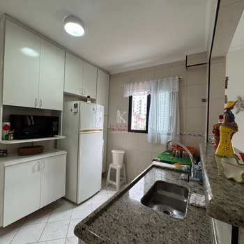 Apartamento em Praia Grande, bairro Guilhermina