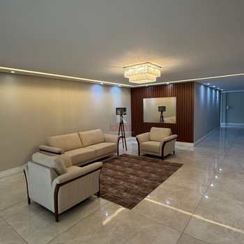 Apartamento em Praia Grande, bairro Canto do Forte
