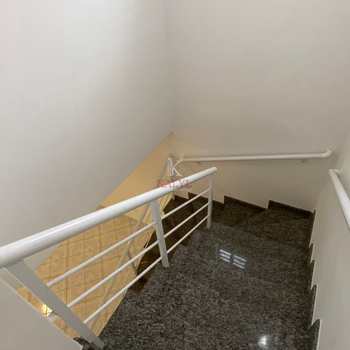 Sobrado em Praia Grande, bairro Guilhermina