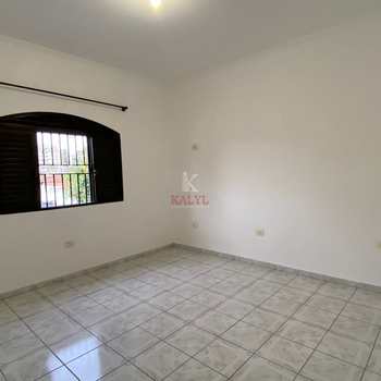 Sobrado em Praia Grande, bairro Guilhermina