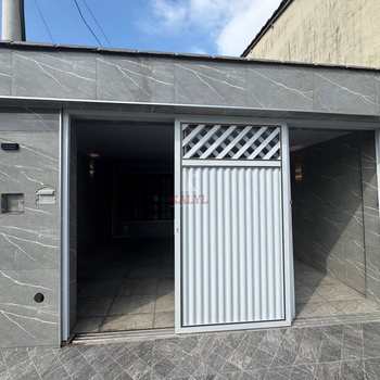 Casa em Praia Grande, bairro Canto do Forte