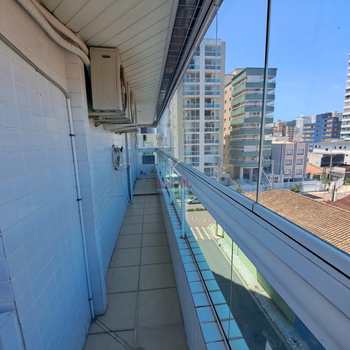 Apartamento em Praia Grande, bairro Boqueirão