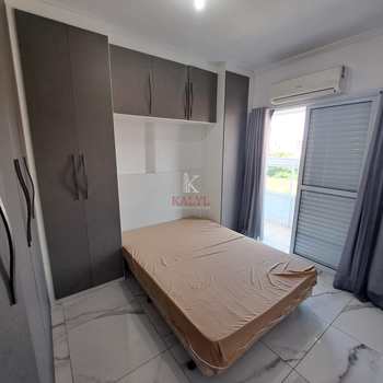 Apartamento em Praia Grande, bairro Boqueirão