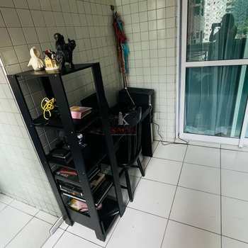 Apartamento em Praia Grande, bairro Canto do Forte