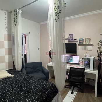 Apartamento em Praia Grande, bairro Canto do Forte