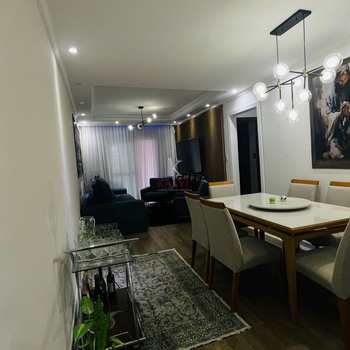 Apartamento em Praia Grande, bairro Canto do Forte
