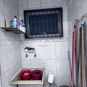 Casa em Praia Grande, bairro Aviação