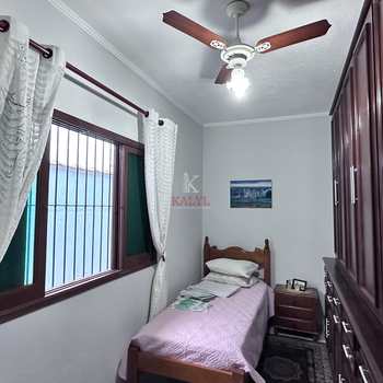 Casa em Praia Grande, bairro Aviação