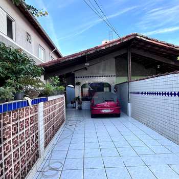 Casa em Praia Grande, bairro Aviação