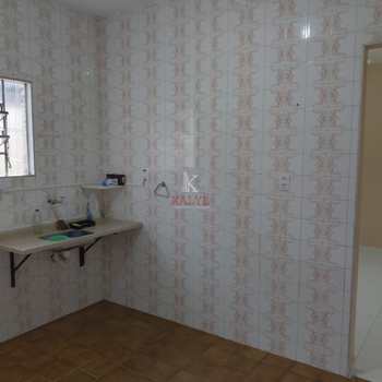 Casa em Praia Grande, bairro Boqueirão