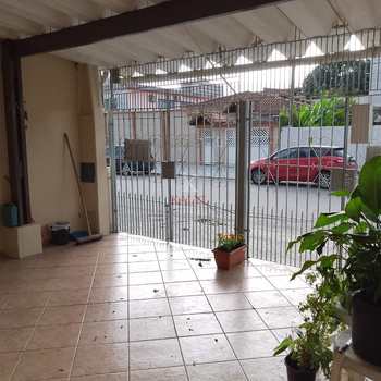 Casa em Praia Grande, bairro Boqueirão
