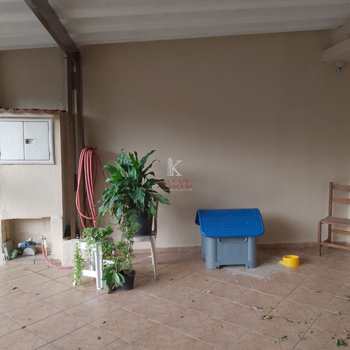 Casa em Praia Grande, bairro Boqueirão