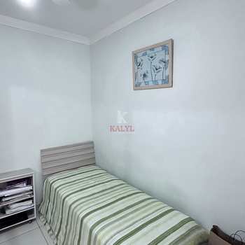 Apartamento em Praia Grande, bairro Guilhermina