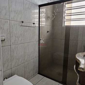 Casa em Praia Grande, bairro Mirim