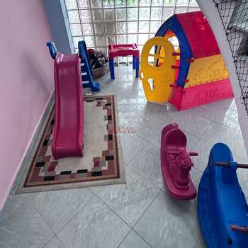 Apartamento em Praia Grande, bairro Guilhermina