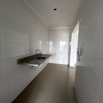 Apartamento em Praia Grande, bairro Mirim