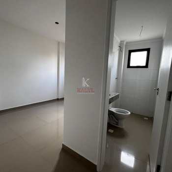 Apartamento em Praia Grande, bairro Mirim